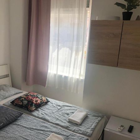Bella Fiore Mini Rooms 3 布达佩斯 外观 照片