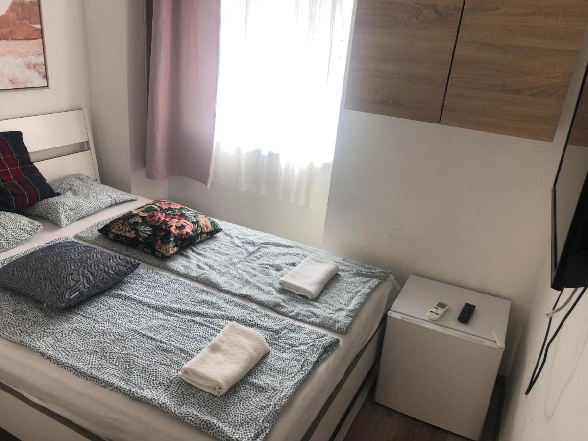 Bella Fiore Mini Rooms 3 布达佩斯 外观 照片